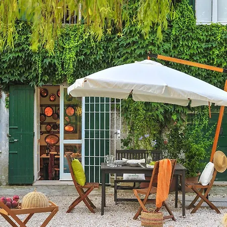 Dom wakacyjny Holiday Home In Senigallia With Garden Bbq, Cleaning Included